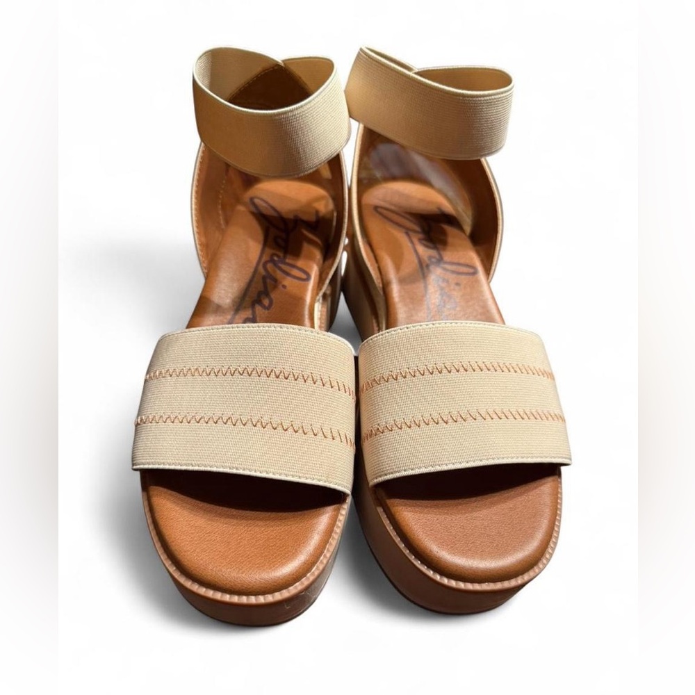 ZODIAC Women's Bailee Ankle Strap Platform Sandals